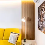 Apartamento El Patio - Modernos Con Vistas En Plaza Mayor