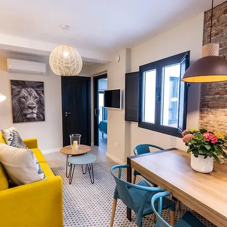 Апартаменты Modernos Con Vistas En Plaza Mayor - El Patio Касерес