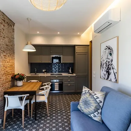 Modernos Con Vistas En Plaza Mayor - El Patio * Caces