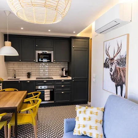 Modernos Con Vistas En Plaza Mayor - El Patio Appartement Caces