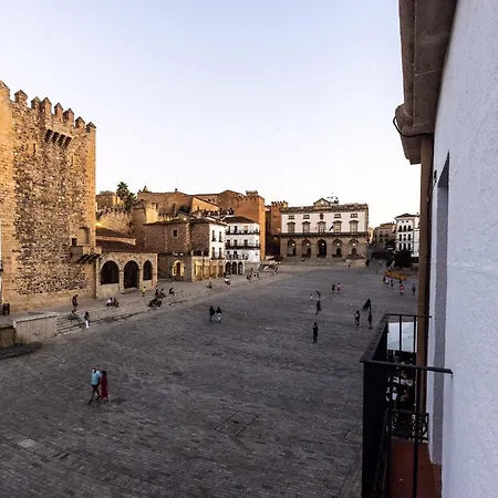 El Patio Plaza Mayor