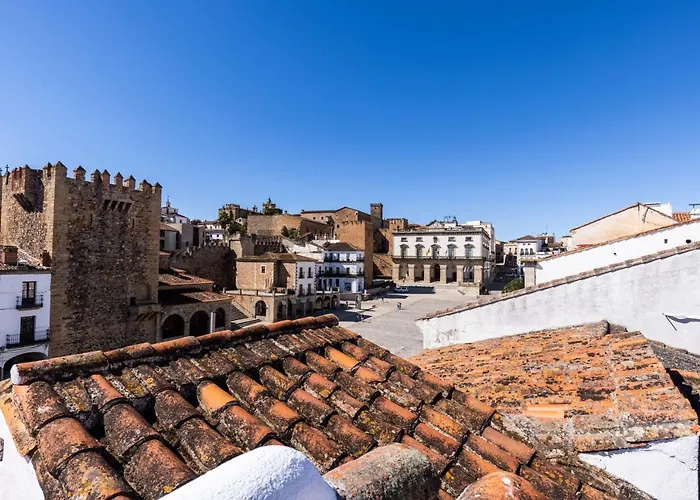 El Patio - Modernos Con Vistas En Plaza Mayor Caces
